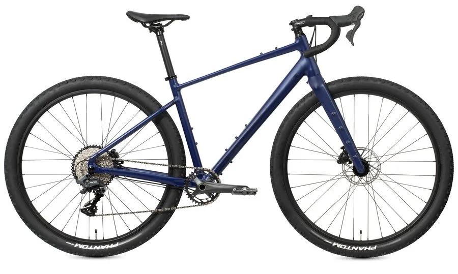 Outleap Dirtway A2 2026: ready-made gravel, side view